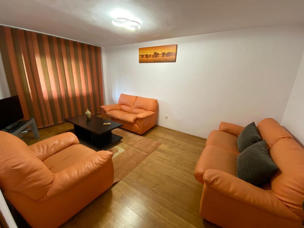 Jad - Familiy 4 Rooms Apartment - Near Forest - Racadau Braşov Esterno foto