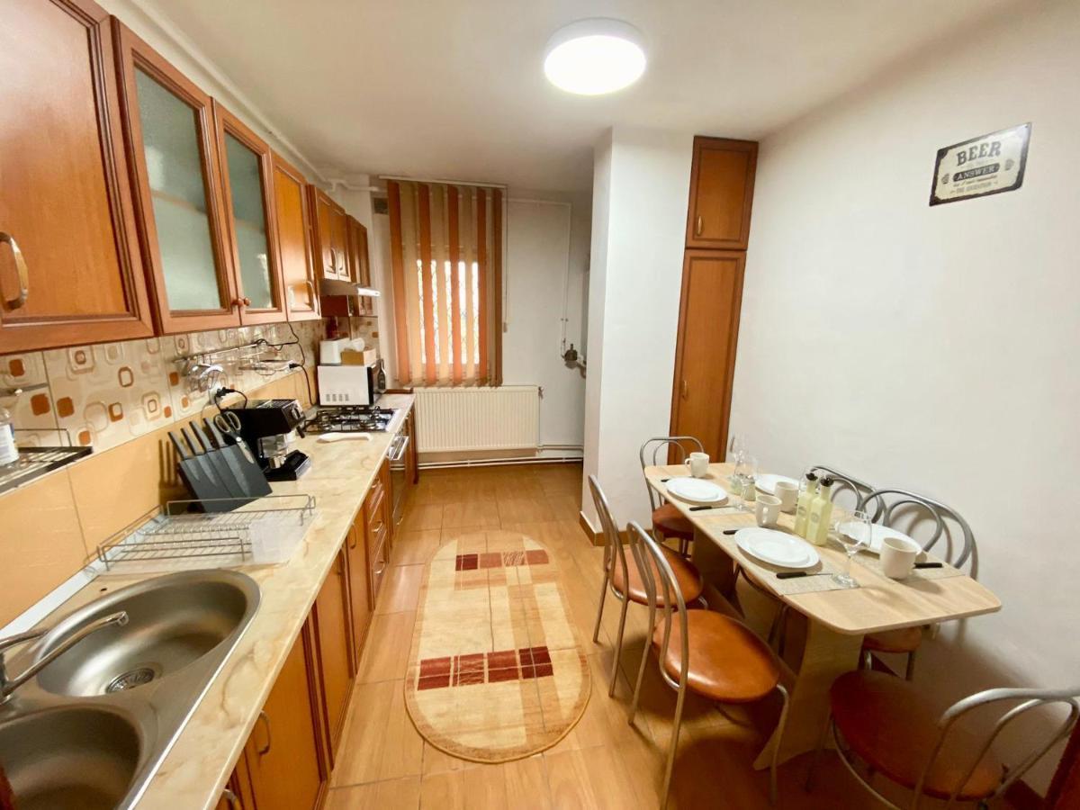 Jad - Familiy 4 Rooms Apartment - Near Forest - Racadau Braşov Esterno foto